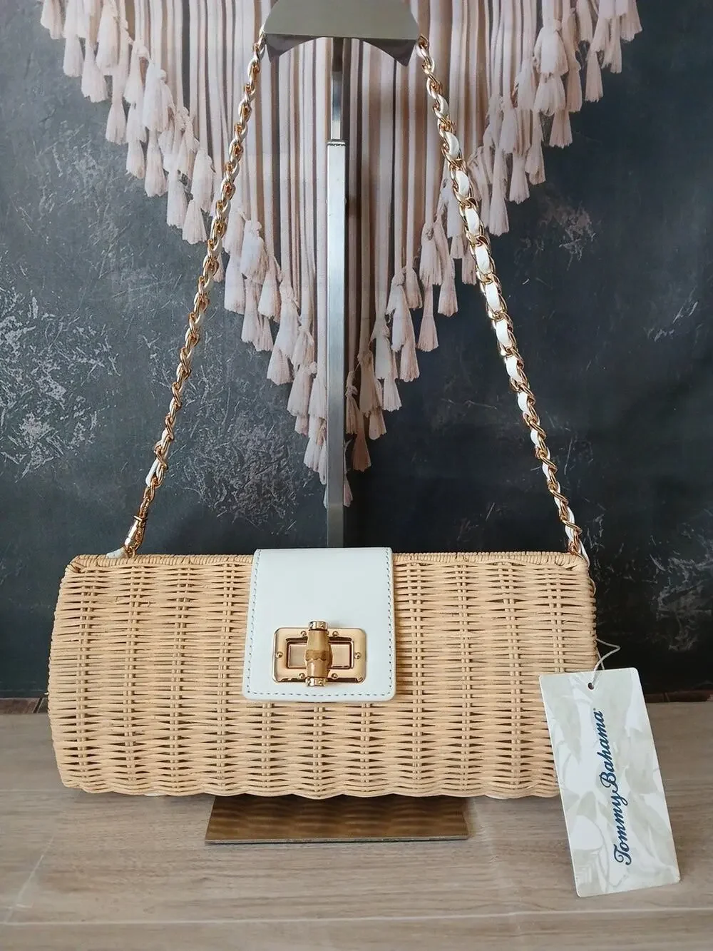 Tommy Bahama Woven Wicker Purse Clutch Bag New With Tags Turnlock Tan Cream - Picture 1 of 15